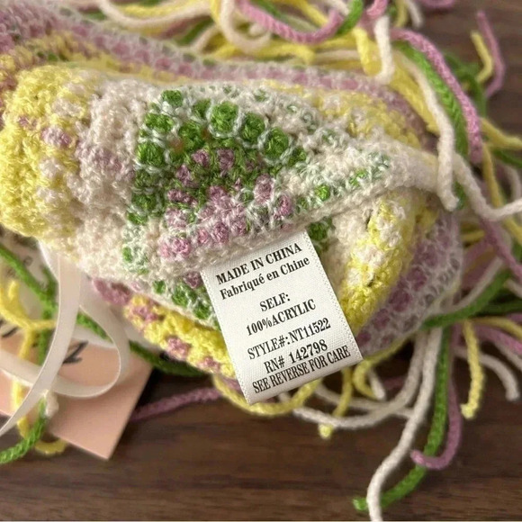 NWT new in crochet  top M/L - Picture 9 of 10